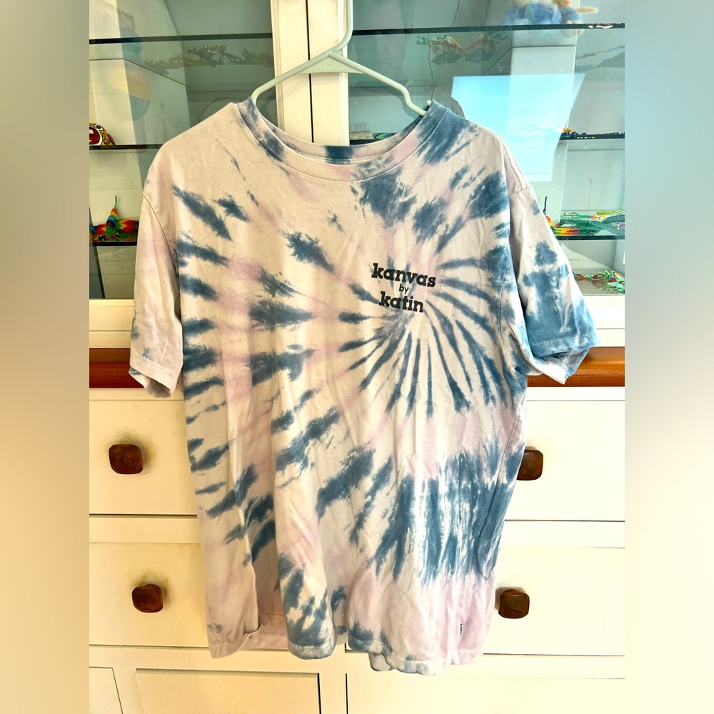 Katin tye dye t shirt size XL